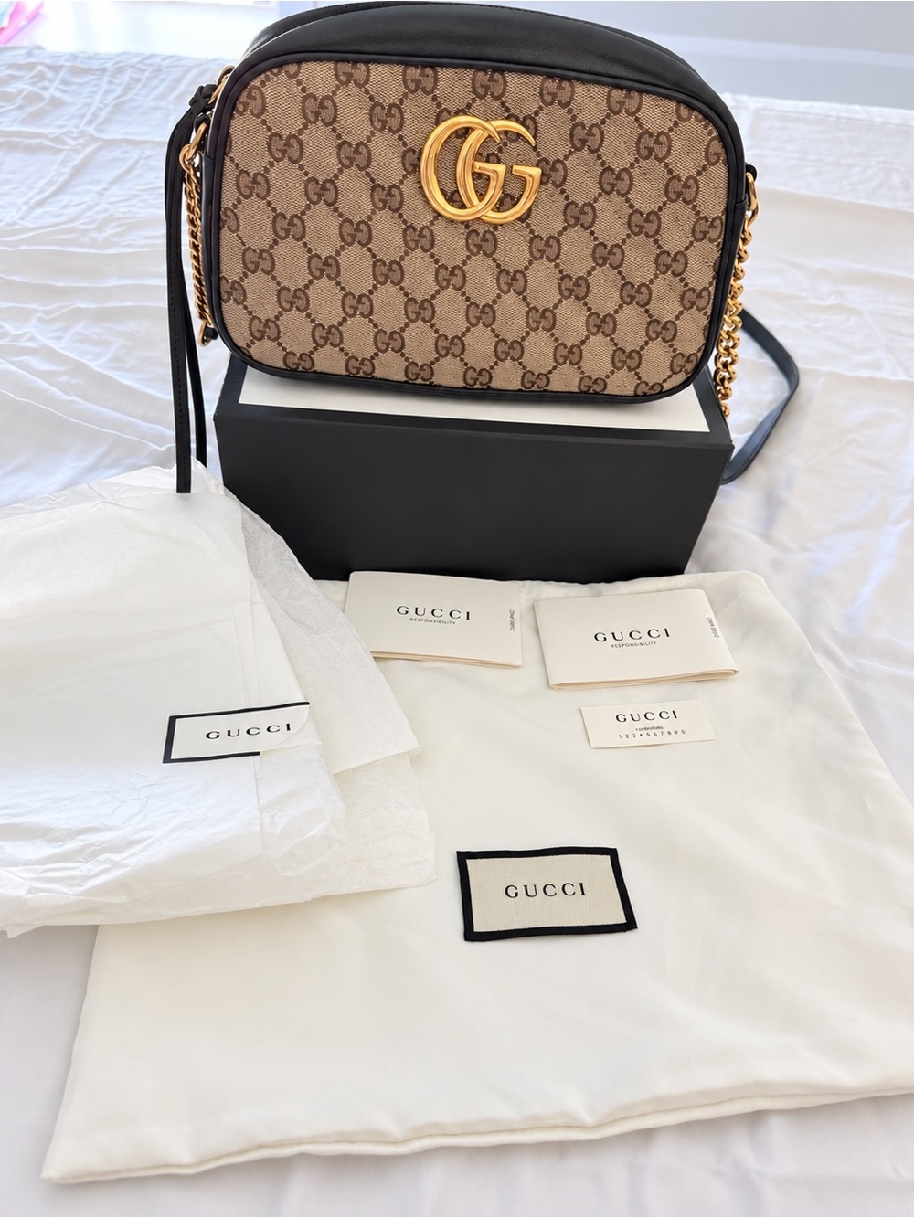 Gucci GG Marmont Small Camera Bag 447632 Beige/Ebony